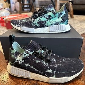 NMD R1 Black/Green marble size 11.5